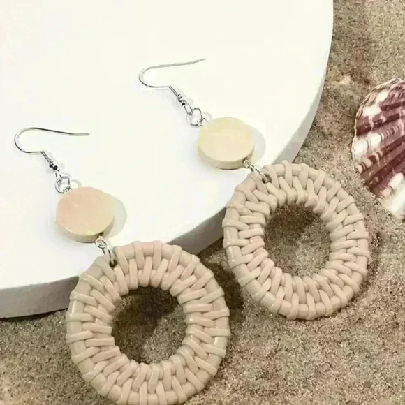 Rattan Dangle Earrings - Picture 1 of 4